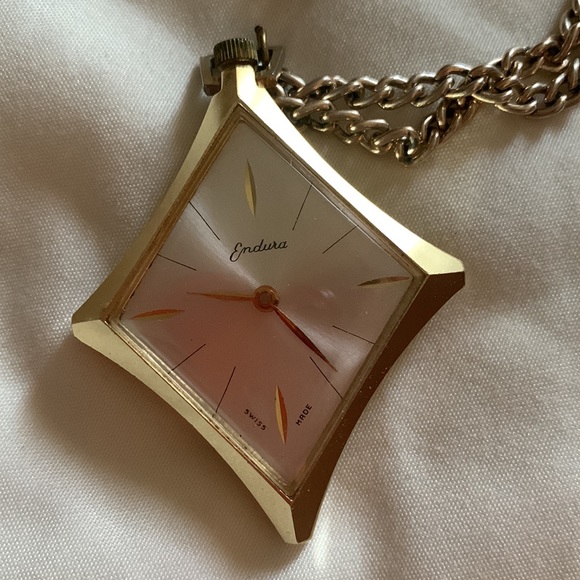 Vintage Endura Watch necklace - Picture 2 of 4